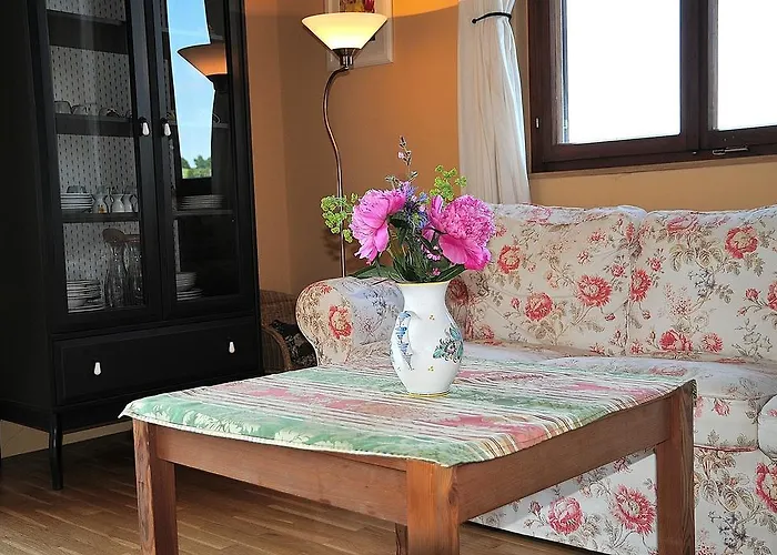 Sulamith Mit Garten *